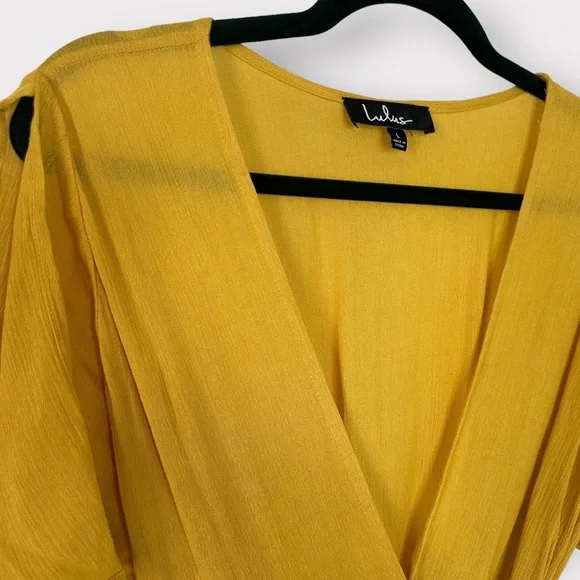 Lulu’s Much Obliged Golden Wrap Dress Large - Picture 4 of 4